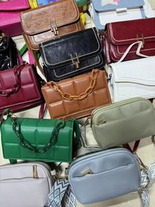 2025 mode chaude argent <span class=keywords><strong>Hobo</strong></span> fourre-tout sac à main femmes sac de soirée décontracté avec doublure en PU sacs à main de fête et sac à bandoulière sous les bras - Product Image 6