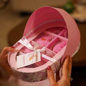 Boîtes à pâtisserie personnalisées pour beignets, baklavas, petits chocolats, emballage, berceau, <span class=keywords><strong>souvenir</strong></span> <span class=keywords><strong>de</strong></span> <span class=keywords><strong>naissance</strong></span>, boîte cadeau avec fenêtre et ruban - Product Image 3