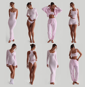 Ensemble de Détente Personnalisé pour <span class=keywords><strong>Femme</strong></span>: T-shirt Basique, Débardeur et <span class=keywords><strong>Short</strong></span> <span class=keywords><strong>en</strong></span> Coton Confortable Côtelé Jersey Rose – Deux Pièces - Product Image 1