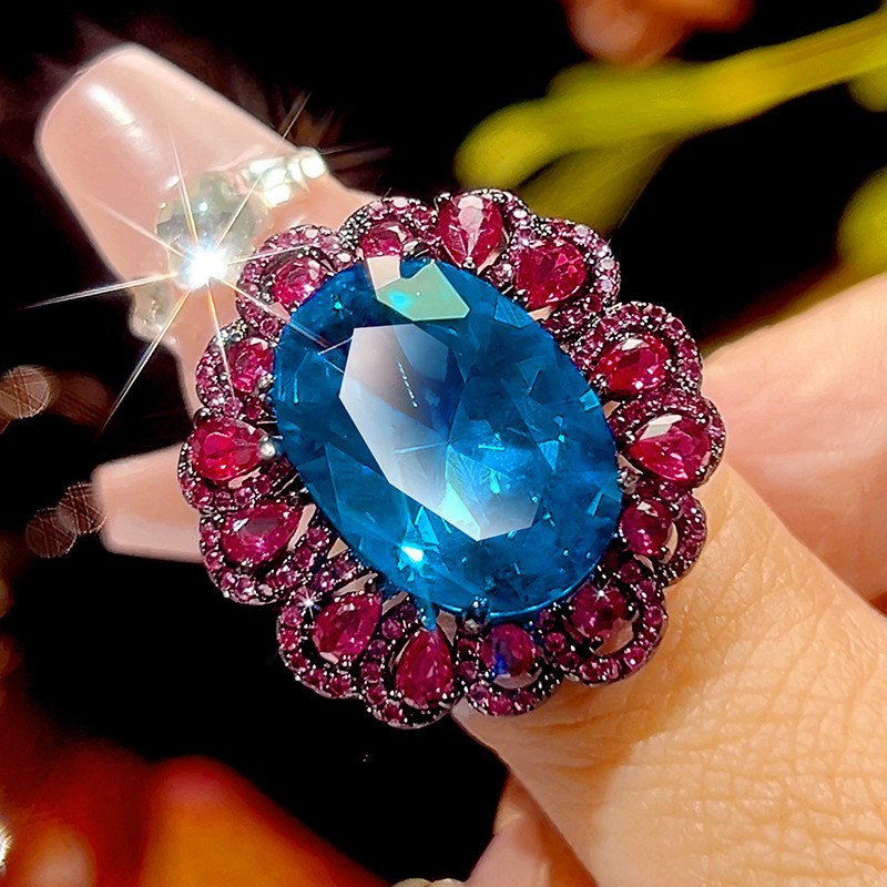 Bague en cristal pointu bleu or noir-taille ouverte