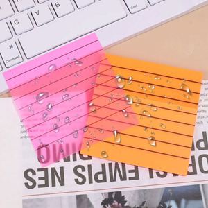 แผ่นโน้ตใส PET ขนาด 3x3 นิ้ว 7 สี สะท้อนแสง กันน้ำ แบบมีกาวในตัว สำหรับจดบันทึกแนวนอน สำหรับนักเรียน - Product Image 5