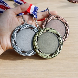 เหรียญรางวัลกีฬาโลหะเปล่าสีทองขายส่ง - Product Image 1