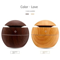 Vente en gros Meilleure vente Humidificateur d'air à ultrasons à grain de bois avec lumière LED 7 couleurs USB pour la maison, le bureau et la voiture