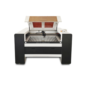 Máquina de Corte Láser Más Vendida, Grabador Láser de CO2 de 60W 100W <span class=keywords><strong>para</strong></span> Acrílico, <span class=keywords><strong>Madera</strong></span>, Cristal - Product Image 3