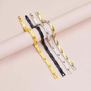 กำไล<span class=keywords><strong>ข้อ</strong></span><span class=keywords><strong>มือ</strong></span><span class=keywords><strong>ลาย</strong></span><span class=keywords><strong>มังกร</strong></span> กำไลแม่เหล็กเพื่อสุขภาพ กำไลแม่เหล็กลดน้ำหนัก เครื่องประดับแม่เหล็ก กำไล<span class=keywords><strong>ทอง</strong></span>แดงแม่เหล็ก - Product Image 3