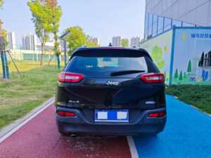 <span class=keywords><strong>2014</strong></span> <span class=keywords><strong>Jeep</strong></span> <span class=keywords><strong>Cherokee</strong></span> a trazione anteriore SUV 2.4L cambio automatico in pelle sedili apribile panoramico R18 pneumatici guida a sinistra - Product Image 5