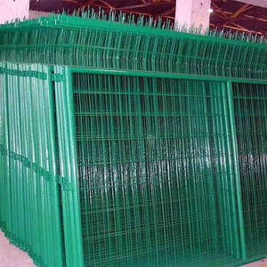 Valla de malla de alambre soldado de PVC galvanizado por inmersión en caliente personalizada de fábrica para parque infantil - Product Image 3