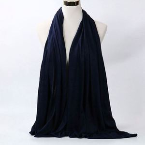 Écharpes en mousseline de qualité supérieure, châles doux, hijabs, foulards musulmans tendance, hijab grande taille uni pour femmes - Product Image 3
