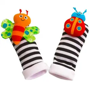 Personnalisé Mignon Animal Poignet Hochets Doux Bébé Trouver Chaussettes Amusant Papillons coccinelles Ensemble Cadeau