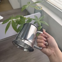Tasse à bière à fond en verre trempé en acier inoxydable 304 avec poignée Verre à vin pour bar restaurant