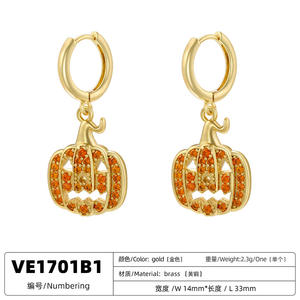 Pendientes de cara de fantasma de calabaza de Venta caliente con incrustaciones de cobre y circón chapados en oro, pendientes divertidos y divertidos de telaraña de Halloween - Product Image 2