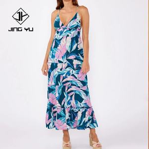 Vestido Largo Bohemio Holgado con Estampado de Hojas de Palma, Diseño Personalizado, Cuello en V, Alta Calidad, 100% Rayón - Product Image 1