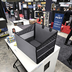 Su geçirmez katlanabilir büyük kapasiteli köpek ve kedi evcil hayvan araba koltuğu kılıfı özel Logo moda evcil hayvan taşıyıcı ev siyah orta/büyük boy - Product Image 1