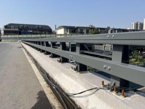 China Venta directa de fábrica Calidad superior Más barato W Beam Bs En-1317 Certificado Acero inoxidable Crash <span class=keywords><strong>Hdg</strong></span> <span class=keywords><strong>Highway</strong></span> Mbcb Guardrail - Product Image 3