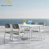 Meubles de piscine d'hôtel de style nordique blanc ensemble de table à manger de luxe en aluminium pour le jardin et le patio 6 places