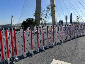 Modern <b>Retractable</b> Manual Road Barrier Expanding Aluminum Alloy Portable Barrier Courtyard Warehouse Hotel Industrial Hospital - Product Image 4