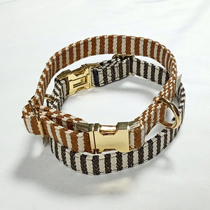 Suministros para mascotas <span class=keywords><strong>Collar</strong></span> de perro con estampado personalizado Hebilla de metal dorado <span class=keywords><strong>Collar</strong></span> ajustable para mascotas para perros, collares de algodón para mascotas ecológicos - Product Image 1