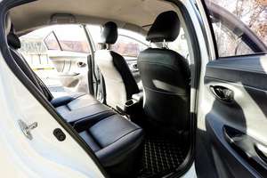 <span class=keywords><strong>YARIS</strong></span> L Zhixiang Modèle 2020 1.5L CVT Édition de pointe 5 places, Voiture d'occasion à aspiration naturelle, Conduite à gauche, Jantes R15 - Product Image 6