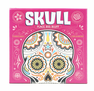 เกมกระดาน SKULL ชุดการ์ดเกมปาร์ตี้แบบต่อรองราคา เกมวันแห่งความตาย ลายหัวกะโหลกน้ำตาล ฮาโลวีน ไดอา เดอ ลอส มูเอร์โตส กล่องของขวัญสำหรับคืนเกม - Product Image 4