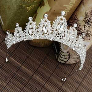 Corona de Perlas de Cristal Hecha a Mano para Novia, Accesorios para Vestido de Novia, Diadema Coreana al por Mayor - Product Image 3