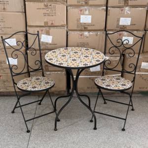 Set Bistrò <span class=keywords><strong>da</strong></span> <span class=keywords><strong>Esterno</strong></span> Pieghevole in Ferro e Metallo <span class=keywords><strong>con</strong></span> Mosaico Tavolo e <span class=keywords><strong>Sedie</strong></span> <span class=keywords><strong>da</strong></span> Pranzo a <span class=keywords><strong>2</strong></span> Posti - Product Image 1