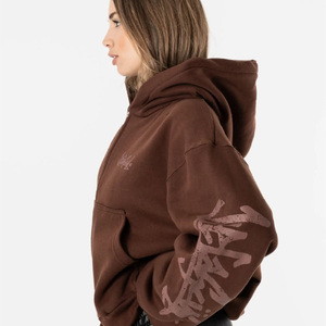 เสื้อไหมพรมถักแบบสั่งทำพิเศษ หนานุ่ม สไตล์วินเทจ ซิปหน้า ล้างสีแบบแอซิดวอช ผ้าฝ้าย 100% ทรงโอเวอร์ไซส์สำหรับผู้หญิง กระเป๋าแต่งแบบดิสเทรส ทรงบ็อกซี่ ตัดสั้นด้านหน้า ODM - Product Image 2