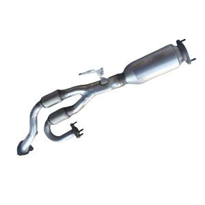 Das Abgassystem des Nissan Quest (VQ35) 3.5L (2004-2007) verfügt über einen zentral positionierten 409-Katalysator. - Product Image 6