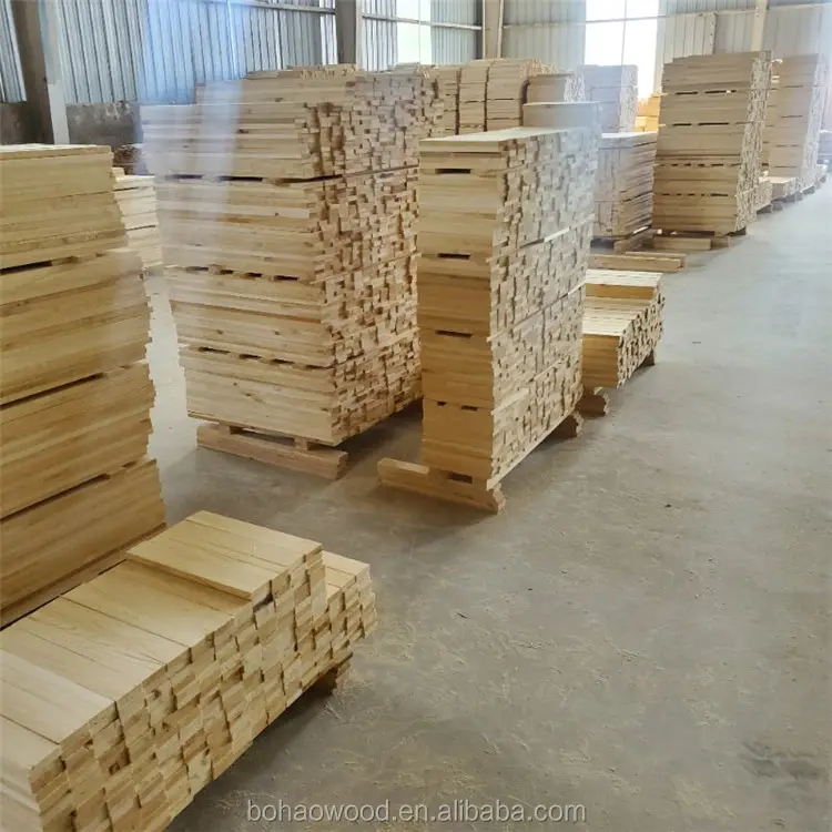 High Quality Pine Solid Wood Wall Panel Wood Plank Board For Indoor Wall solid wood board