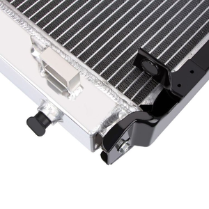 <span class=keywords><strong>Radiatore</strong></span> in Alluminio Personalizzato PA66 GF30 per <span class=keywords><strong>BMW</strong></span> 2025, Serbatoio Acqua OEM 17111728907, Direttamente dalla Fabbrica di Radiatori Auto - Product Image 4