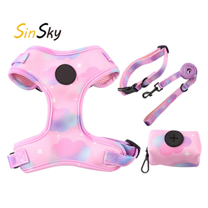 SinSky Desain Kustom Populer Tali Kekang Anjing Dapat Dibalik dan Set Tali Kekang Anjing dengan Tali Kerah Yang Cocok Tas Kotoran Anjing - Product Image 1