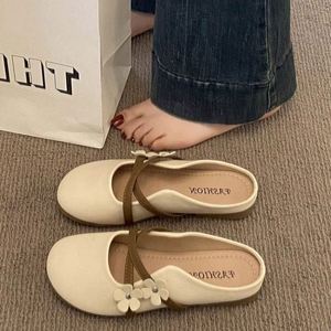 2026 Autumn Color Half Slippers Women One Step on Closed Toe <b>Soft</b> Sole Outdoor Street Fashion <b>Shoes</b> - Product Image 3