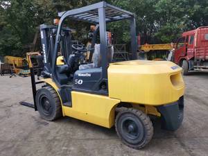 รถยกมือสอง Komatsu FD50 ราคาคุ้มค่า เหมาะสำหรับผู้นำเข้าจากต่างประเทศ - Product Image 6