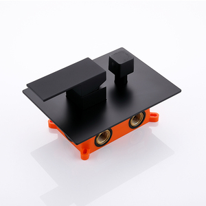 AMAXO 매트 블랙 인 월 믹서 황동 바디 밸브 <span class=keywords><strong>2</strong></span> 또는 <span class=keywords><strong>3</strong></span> 가지 방법 은폐 욕실 샤워 세트 - Product Image 1