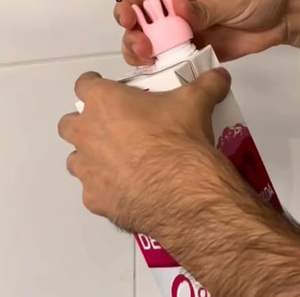 Divertida tapa para botella de leche con diseño de dibujos animados, desviador de leche, a prueba de polvo y fugas, cubiertas para boquilla de leche, utensilios de cocina - Product Image 2