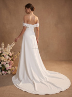 Gaun Pengantin untuk Pengantin Wanita Ukuran Besar Tanpa Punggung Model Ball Gown Berbahan Lace Custom Off Shoulder Warna Ivory Satin Dengan Train