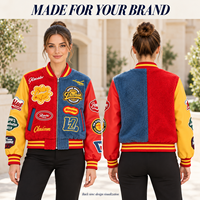 Veste universitaire personnalisée pour femme, color block, en sherpa, avec manches en cuir, patchs en chenille, fermeture éclair, style bomber, OEM, marque privée, veste letterman