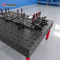 Table de soudage industrielle D28 3D flexible, taille personnalisée disponible, poste de travail de soudage pour assemblage par robot