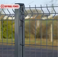 Valla de metal soldada con flexión en V galvanizada para escuelas Canchas deportivas Parques Jardines
