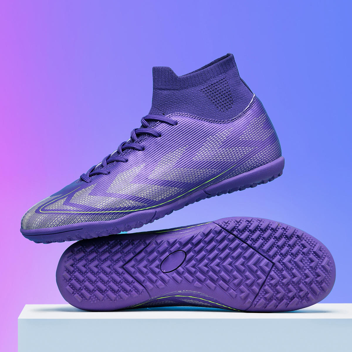 2609 purple ongles cassés