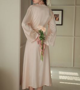 Bata de satén de <span class=keywords><strong>novia</strong></span> blanca de fábrica, <span class=keywords><strong>Kimono</strong></span>, bata de seda, bata larga de lujo para fiesta de boda, dama de honor nupcial, bata de mañana para novias - Product Image 5