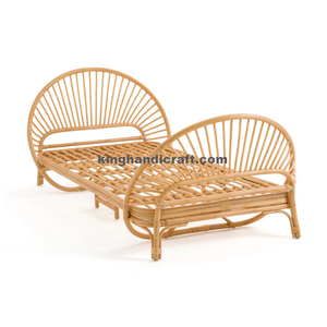 Lit de bébé en rotin naturel pour bébé et tout-petit avec coussin détachable, auvent et design portable - Product Image 1