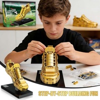 Ensemble de blocs de construction de chaussures de football dorées, modèle de trophée de football en briques, kit de construction pour les fans de football, décoration de bureau sportive, objet de collection