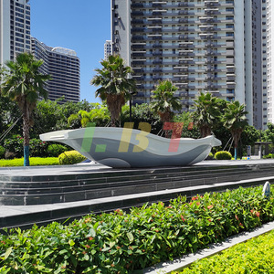 Escultura de Fibra de Vidrio con Forma Irregular Libit Water Feature Boat, Decoración Artística para Exteriores, Montaje en Suelo - Product Image 3
