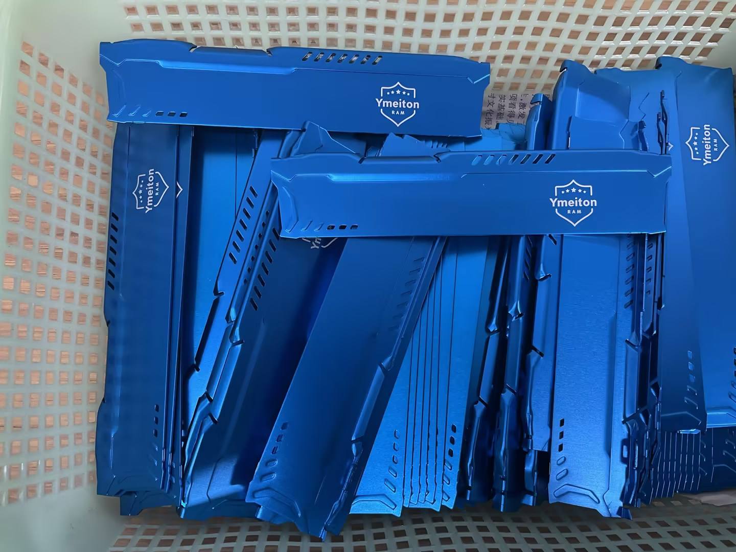 ฝาครอบครีบระบายความร้อน สีฟ้า 2 ชิ้น (เพิ่มเติม)