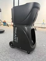 PT-SMART-Pro Máquina de Entrenamiento de Tenis Portátil y Resistente con Capacidad para 120 Pelotas, Controlada por Aplicación, para Servicio Aleatorio y Enseñanza de Pádel