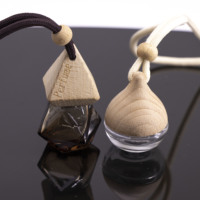 Fournisseur en gros de flacons diffuseurs de parfum pour voiture en verre vides, forme personnalisée, logo, 6 ml, 8 ml, 10 ml, diffuseur d'air suspendu