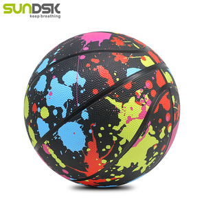 Ballon de <span class=keywords><strong>basket</strong></span>-ball en caoutchouc coloré de taille 7 <span class=keywords><strong>pour</strong></span> le <span class=keywords><strong>basket</strong></span>-ball de taille personnalisée en gros jouant le logo <span class=keywords><strong>du</strong></span> client EN71/BSCI - Product Image 2