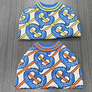 เสื้อผ้าสัตว์เลี้ยงใหม่สำหรับฤดูใบไม้ร่วงและฤดูหนาว เสื้อฮู้ดดี้สั่งทำพิเศษเนื้อนุ่มอุ่นสบายสำหรับสัตว์เลี้ยงแบบสองขา พร้อมลายพิมพ์สำหรับสุนัข - Product Image 6