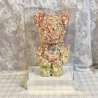 Ours Rose en mousse de haute qualité avec ours en peluche fleur préservée à la lumière LED dans une boîte en acrylique pour les cadeaux de fête des mères de la Saint-Valentin