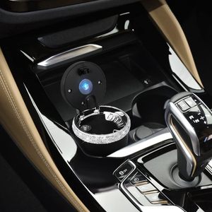Cenicero Moderno de Plástico para Coche SAVORI, Portátil, Elegante, Sin Humo, con Soporte para Vasos, Luz LED Azul, Accesorios para Hombre y Mujer - Product Image 5